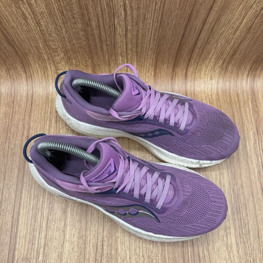 Saucony Triumph 21‎ Women's Size 8.5 Road Running Shoes Sneakers Grape Indigo